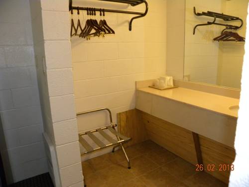 Imagen de la habitación del Hotel Guest Inn, Rogers. Foto 7