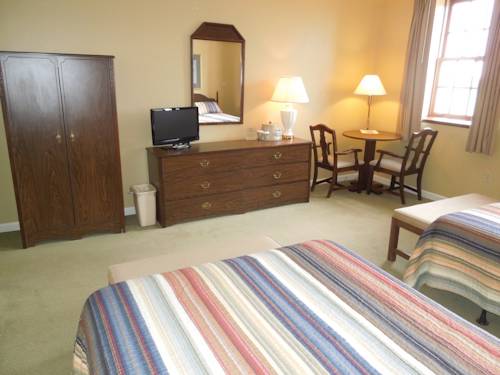Imagen de la habitación del Hotel Guest Quarters At The Bridges Golf Club. Foto 3