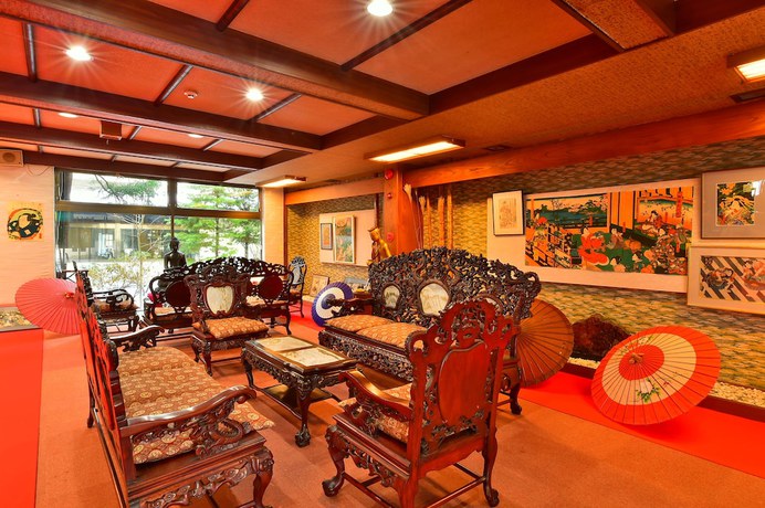 Imagen de los interiores del Hotel Guest room Furusatomura Kogeikan. Foto 15