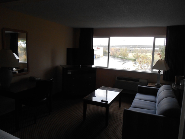Imagen de los interiores del Hotel GuestHouse Inn and Suites Eugene Springfield. Foto 13