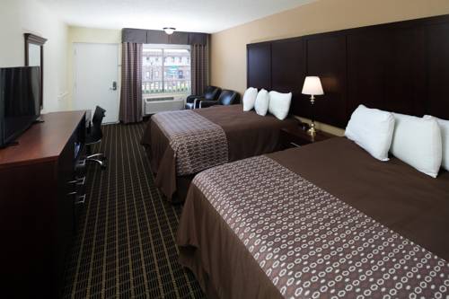 Imagen de la habitación del Hotel GuestPlace Inn and Suites. Foto 8