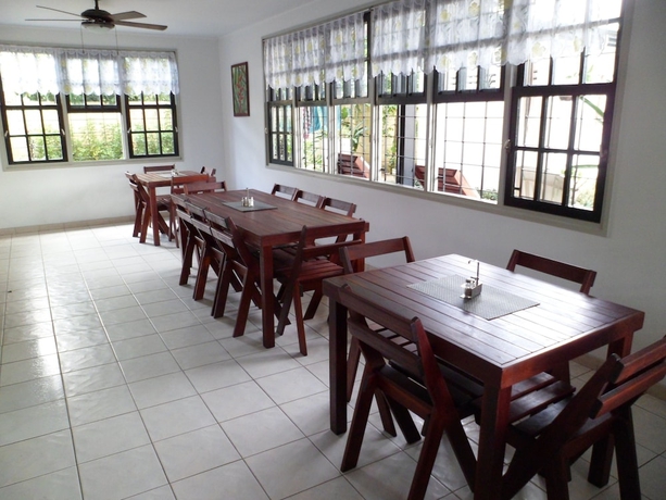 Imagen del bar/restaurante del Hotel Guesthouse Amice. Foto 2