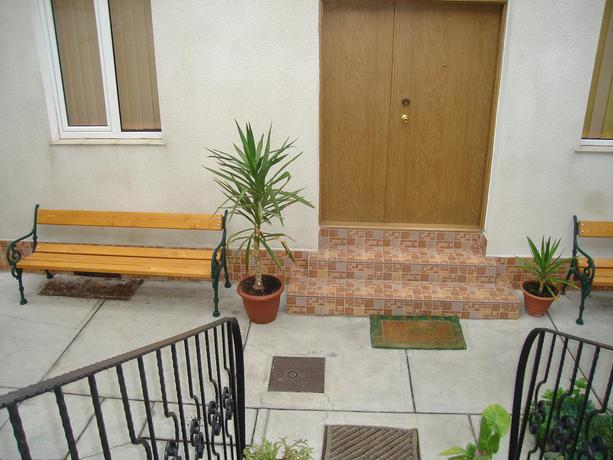 Imagen de los exteriores del Hotel Guesthouse Daniel. Foto 3