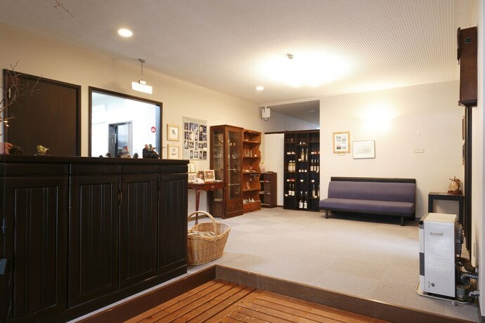Imagen de los interiores del Hotel Guesthouse Hilltop. Foto 11