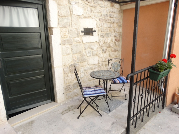 Imagen de los exteriores del Hotel Guesthouse Imperator. Foto 13