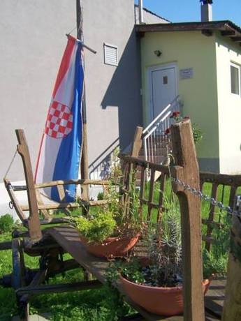 Imagen general del Hotel Guesthouse Ivac Inn Zagreb Airport. Foto 2