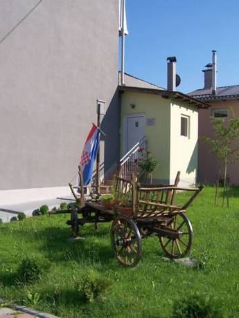 Imagen general del Hotel Guesthouse Ivac Inn Zagreb Airport. Foto 15