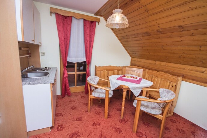 Imagen de la habitación del Hotel Guesthouse Jelenov Greben. Foto 20