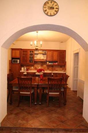 Imagen general del Hotel Guesthouse Maksimilian. Foto 4