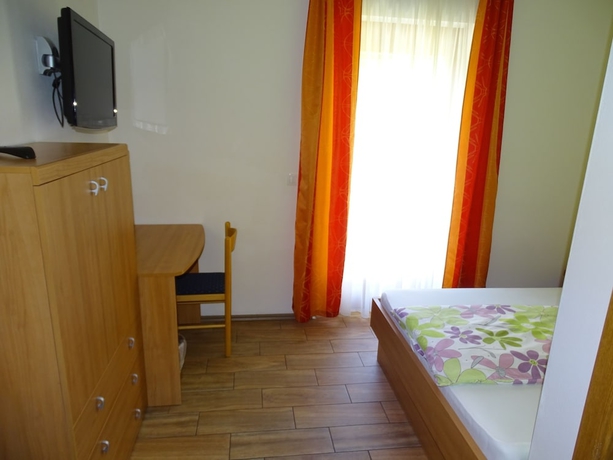 Imagen de la habitación del Hotel Guesthouse Mesec Zaplana. Foto 14