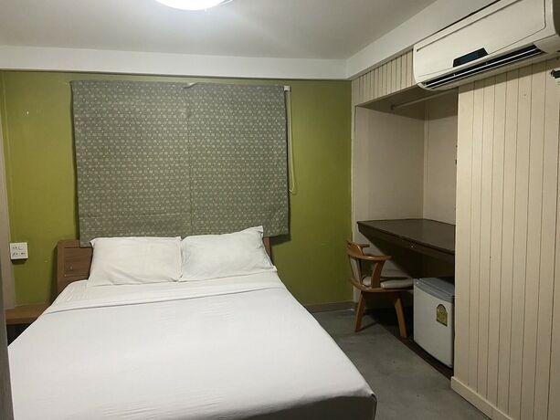 Imagen de la habitación del Hotel Guesthouse Ratchaburi. Foto 13