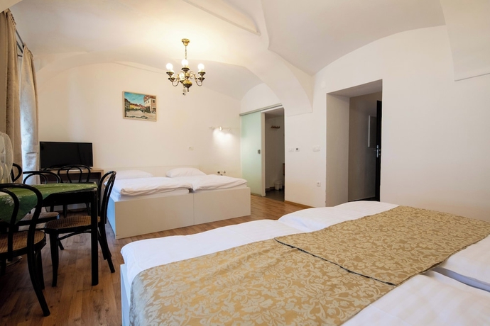 Imagen de la habitación del Hotel Guesthouse Stari Mayr. Foto 14