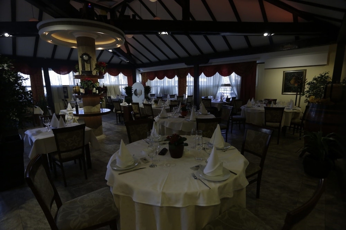 Imagen del bar/restaurante del Hotel Guesthouse Tara. Foto 2