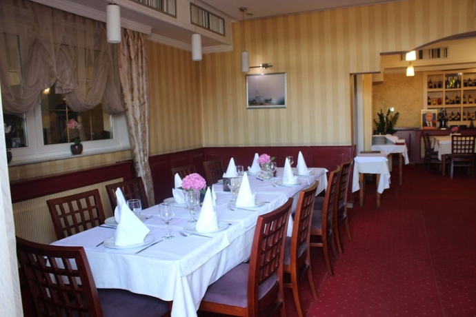 Imagen del bar/restaurante del Hotel Guesthouse Tara. Foto 4