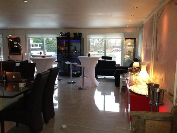 Imagen de la habitación del Hotel Guesthouse Y Housing Oh Là Là Mosae. Foto 2