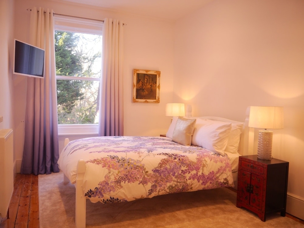 Imagen de la habitación del Hotel Guestling Hall. Foto 15