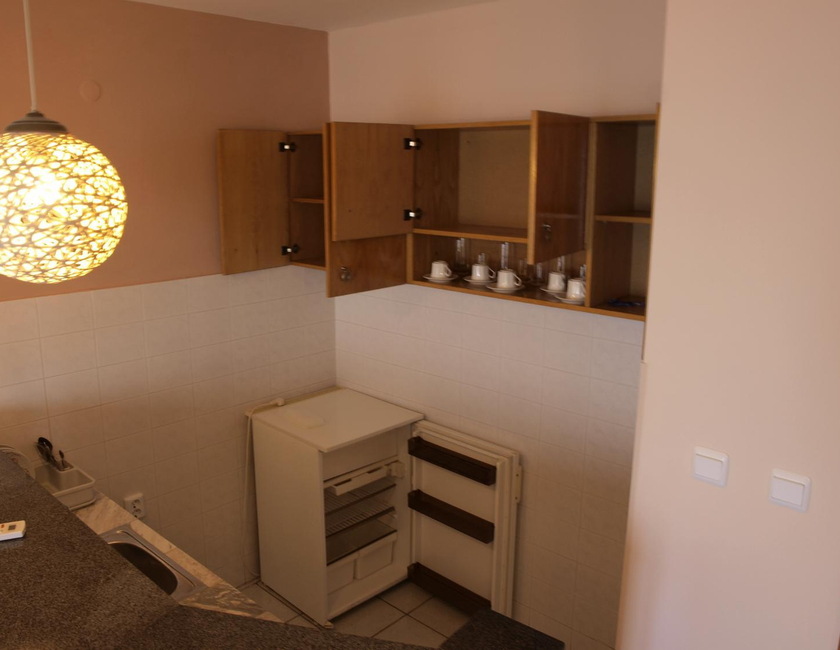 Imagen general del Hotel Guestrooms Maria Antoaneta. Foto 10