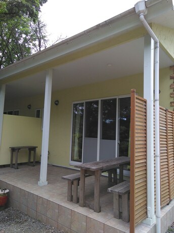 Imagen general del Hotel Guests and Dogs House Hale Ilio. Foto 10