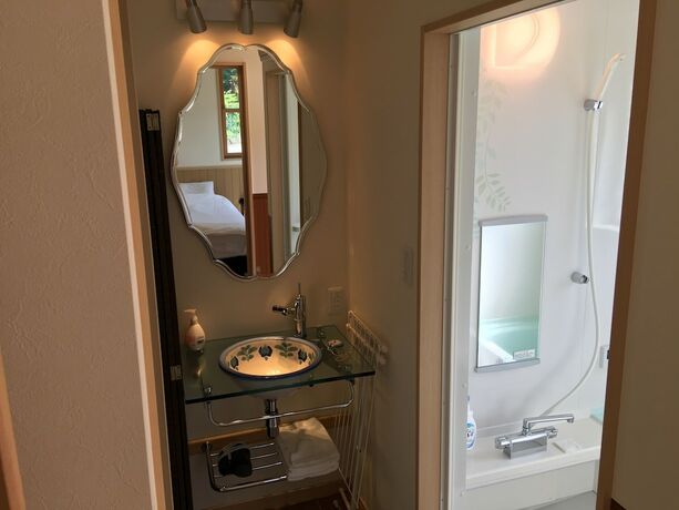 Imagen general del Hotel Guests and Dogs House Hale Ilio. Foto 14