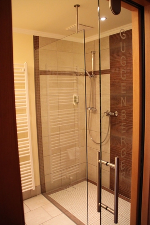 Imagen de la habitación del Hotel Guggenberger. Foto 14