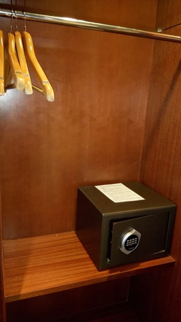 Imagen de la habitación del Hotel Guia. Foto 13