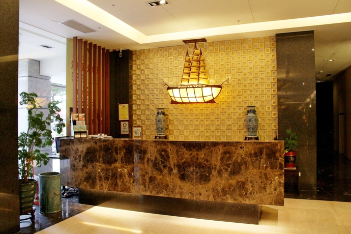 Imagen de los interiores del Hotel Guide Taipei Chongqing. Foto 14