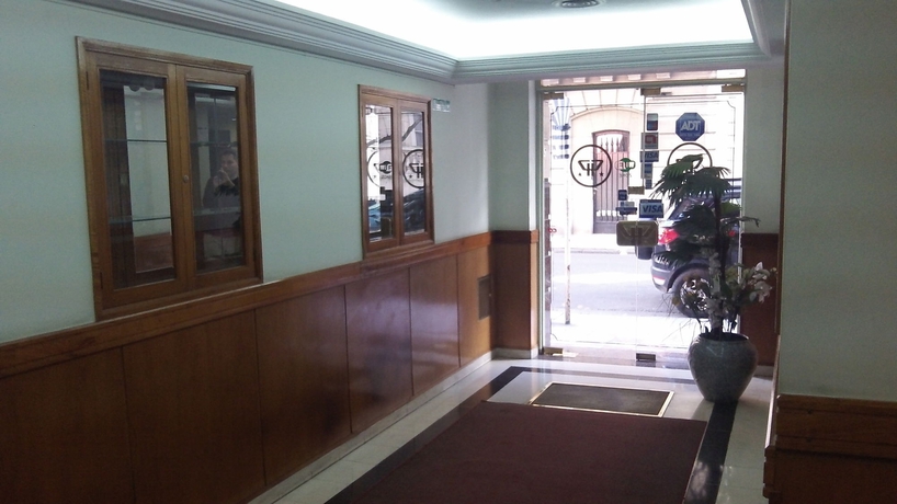 Imagen de los interiores del Hotel Guido Palace. Foto 16