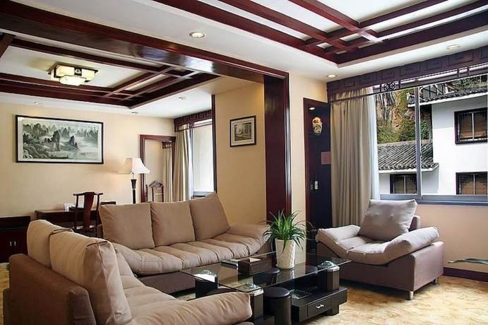 Imagen de los interiores del Hotel Guifu Hotel. Foto 20