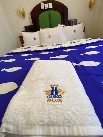 Imagen de la habitación del Hotel Guiko Palace H&ocirc;tel. Foto 7