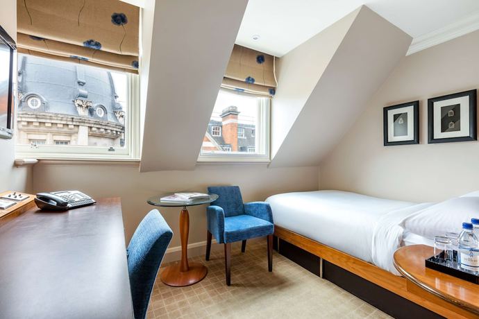 Imagen de la habitación del Hotel Guild Bloomsbury. Foto 5