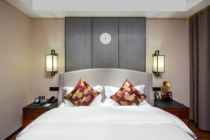 Imagen de la habitación del Hotel Guilin Elephant Trunk Hill. Foto 18