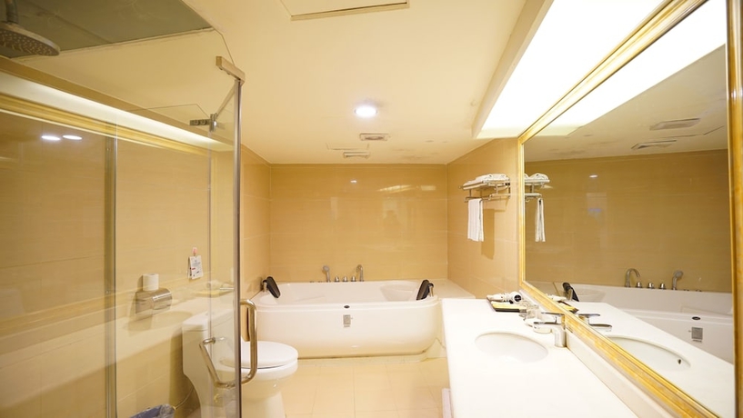 Imagen de la habitación del Hotel Guilin Hongkong. Foto 16