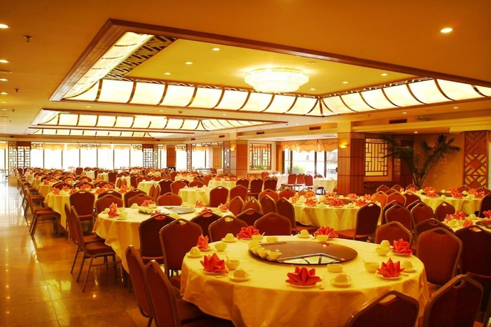 Imagen del bar/restaurante del Hotel Guilin Osmanthus. Foto 2