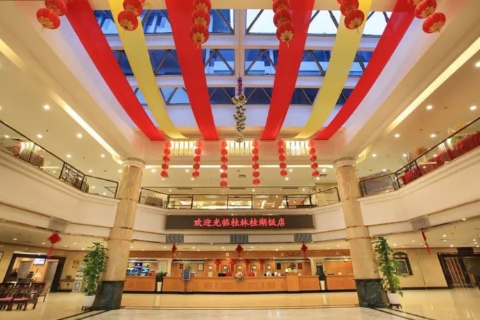 Imagen de los interiores del Hotel Guilin Park. Foto 16