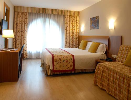 Imagen de la habitación del Hotel Guillem. Foto 15