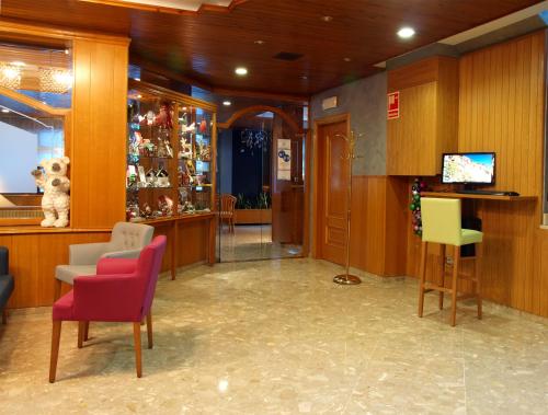 Imagen general del Hotel Guillem. Foto 13