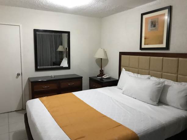 Imagen de la habitación del Hotel Guillen Jr. Foto 13