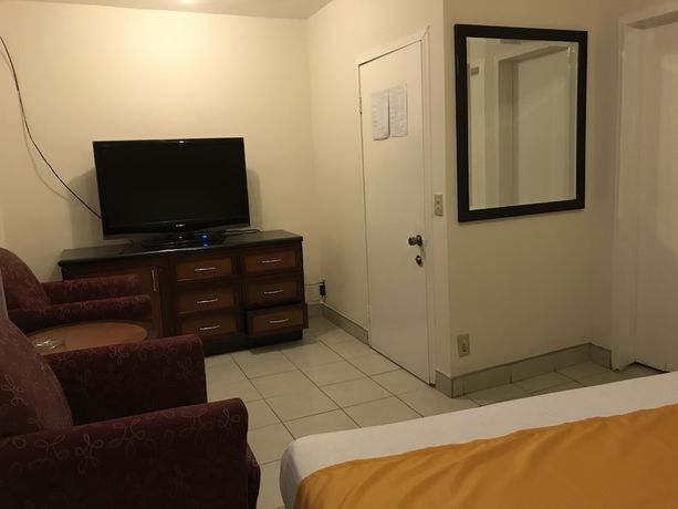 Imagen de la habitación del Hotel Guillen Jr. Foto 14