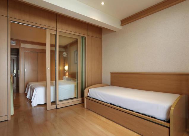 Imagen de la habitación del Hotel Guitart Central Park Aqua Resort. Foto 5