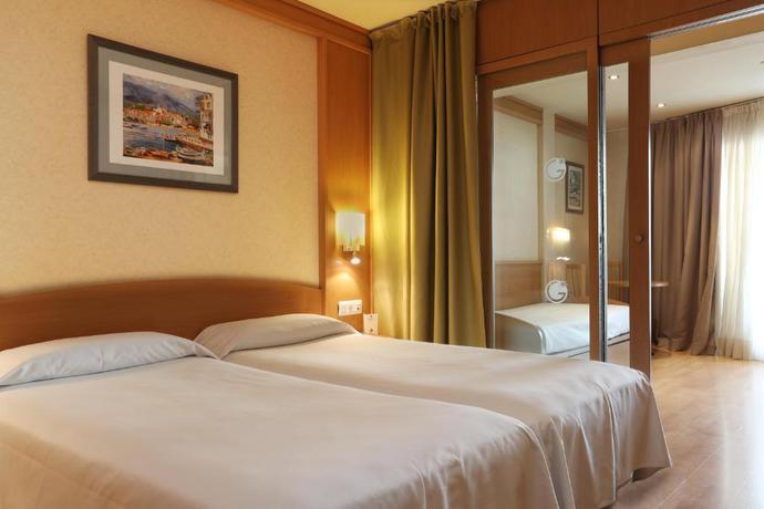 Imagen de la habitación del Hotel Guitart Central Park Aqua Resort. Foto 8