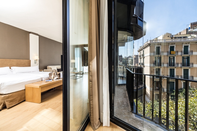 Imagen de la habitación del Hotel Guitart Grand Passage. Foto 7