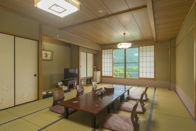 Imagen de la habitación del Hotel Gujo Hachiman. Foto 3