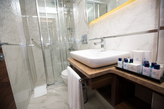 Imagen de la habitación del Hotel Guler Park. Foto 9