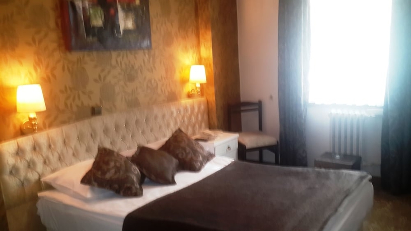 Imagen de la habitación del Hotel Guleryuz Otel. Foto 11