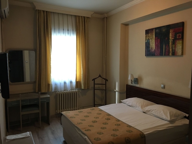 Imagen de la habitación del Hotel Guleryuz Otel. Foto 13