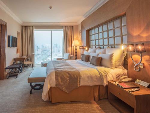 Imagen de la habitación del Hotel Gulf Bahrain. Foto 30