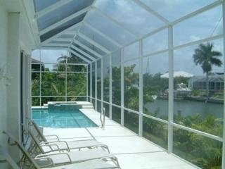Imagen de la piscina del Hotel Gulf Coast Holiday Homes, Marco Island. Foto 5