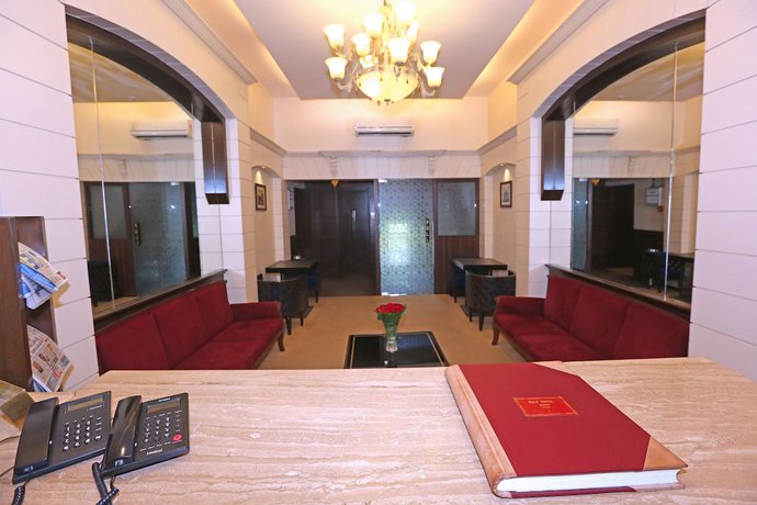 Imagen de los interiores del Hotel Gulf Colaba. Foto 17