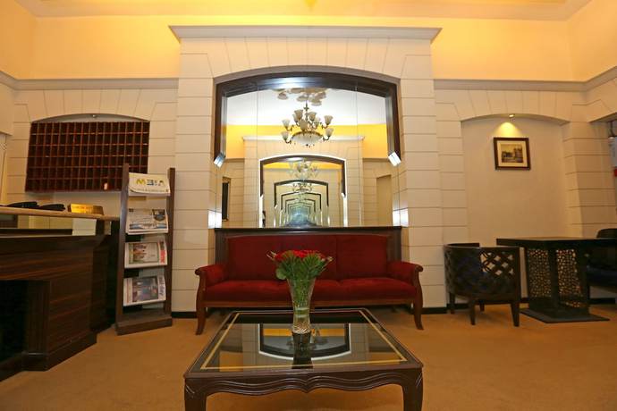 Imagen de los interiores del Hotel Gulf Colaba. Foto 19