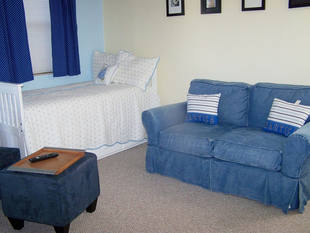 Imagen de los interiores del Hotel Gulf Winds Beach Resort. Foto 14